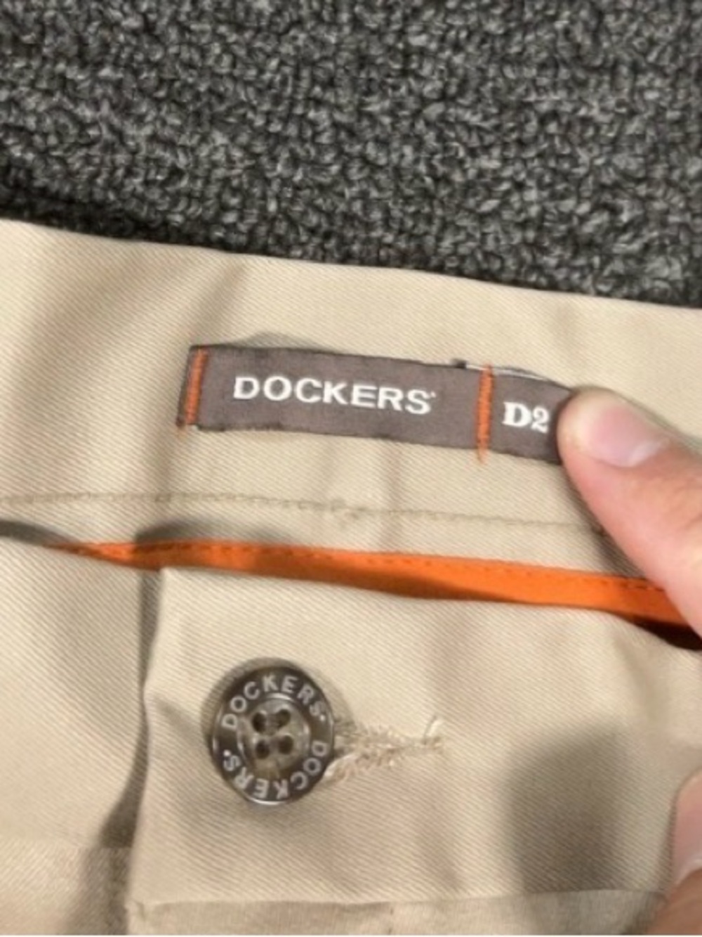 Dockers Khaki 36x32 NWOT Never Worn 36x32